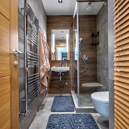 Thalia Kalman Apartment *