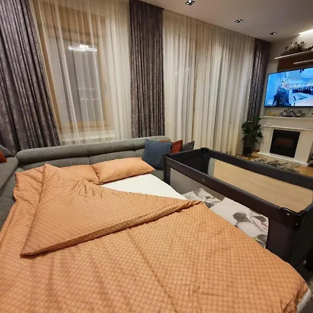 Thalia Kalman アパート *